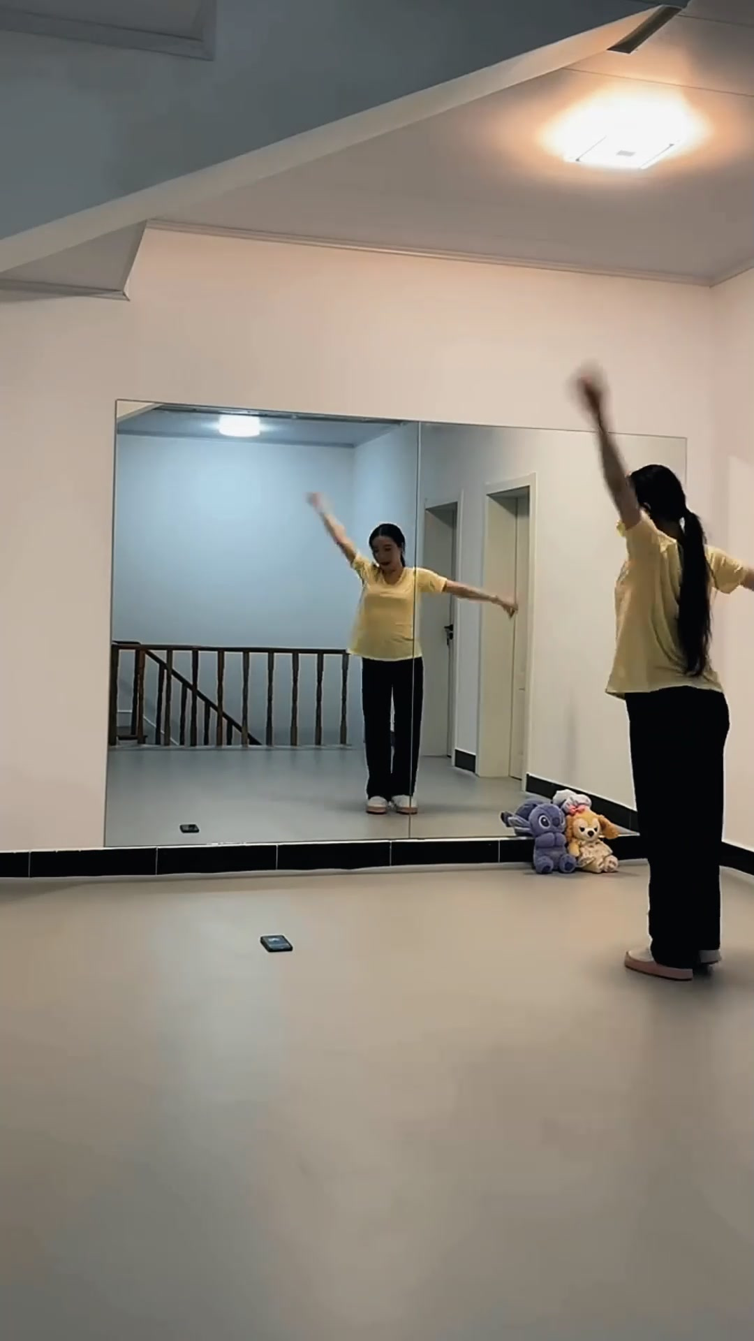 顶尖选手展现风采：高难度动作惊艳全场的简单介绍