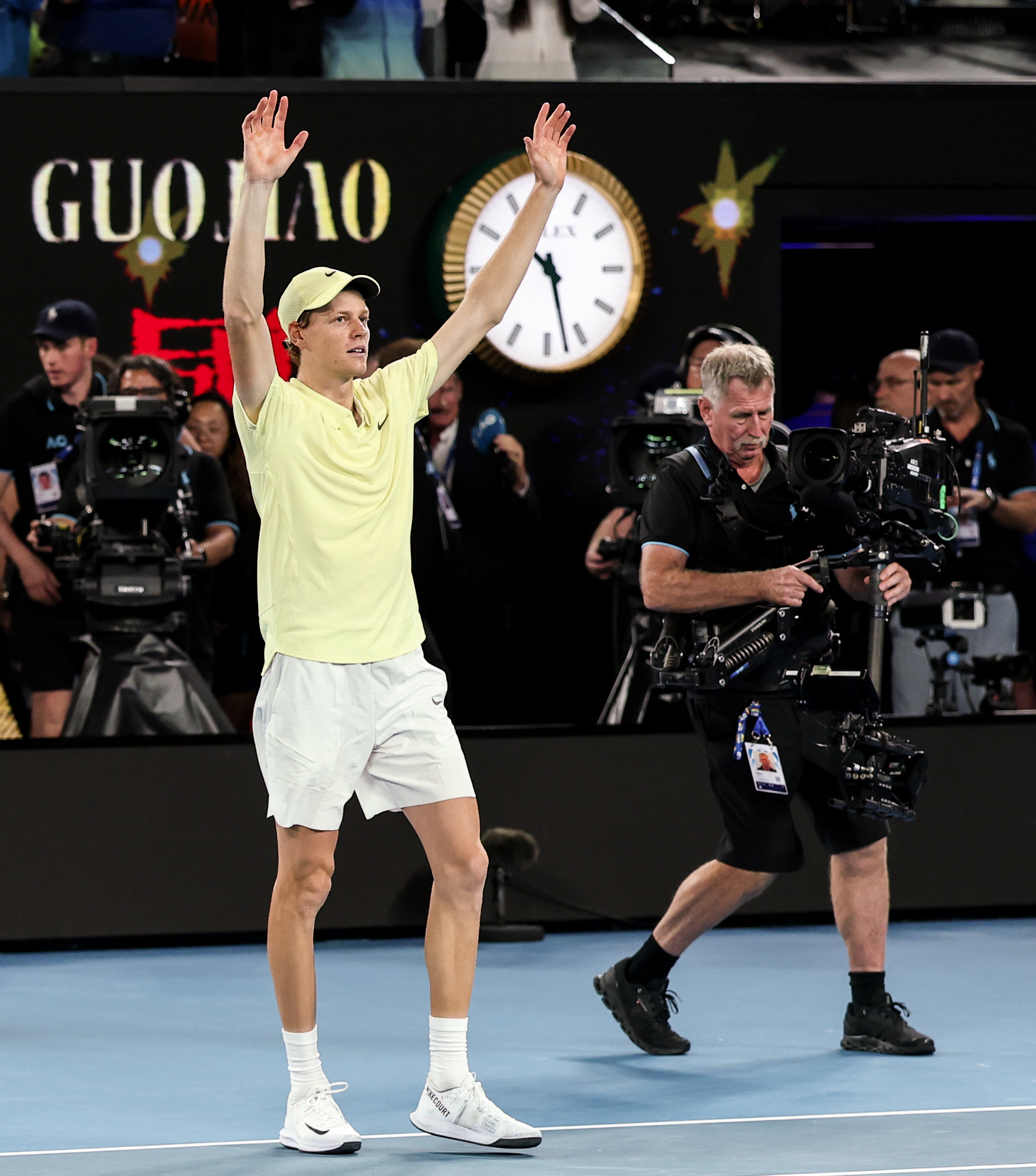 包含西班牙网球队力克澳大利亚网球队,兹维列夫统治全场的词条 包含西班牙网球队力克澳大利亚网球队,兹维列夫统治全场的词条